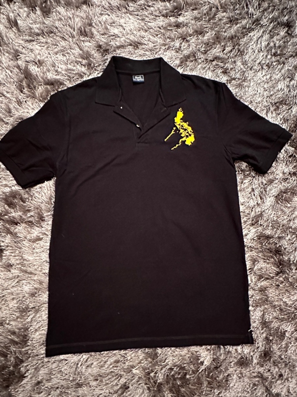 Le Tigre XL NWOT Black Polo Shirt with Yellow Chest Graphic
